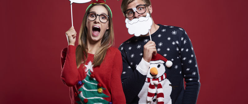 Waarom de foute kersttrui zo’n goed gevoel geeft