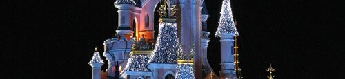 Kerst in Disneyland Parijs: licht, muziek en winterse magie