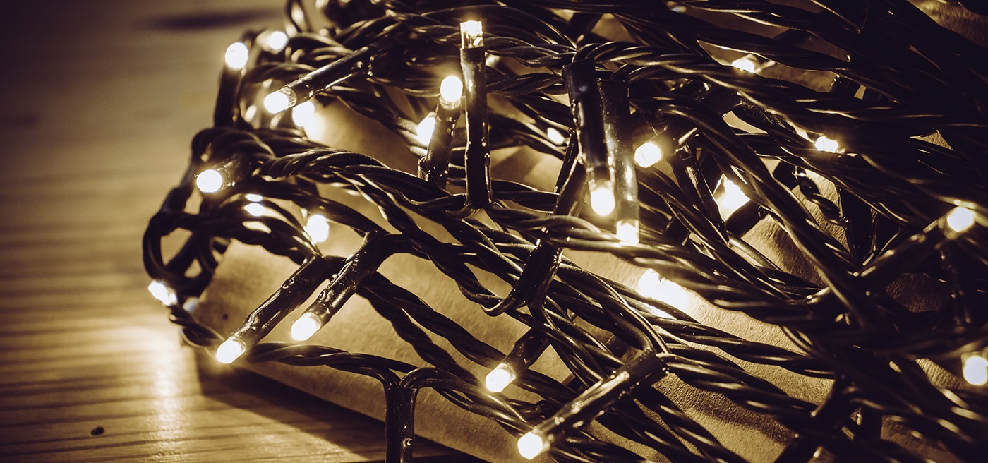 bevel Gelukkig is dat ongezond Hoeveel kerstlampjes heb je nodig in je kerstboom? - Kerstmarkten.net