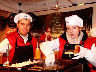  In Delden, de mooiste, gezelligste, lekkerste en grootste kerstmarkt van Twente in Delden