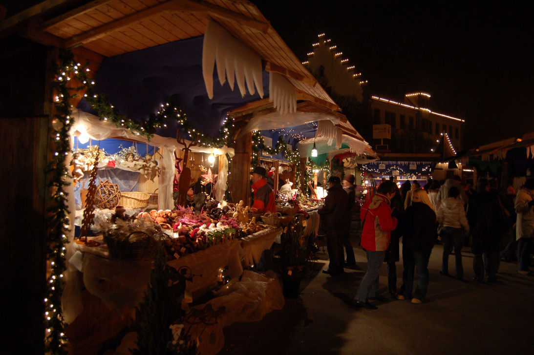  Kerstmarkt in de haven van Lindau in Lindau