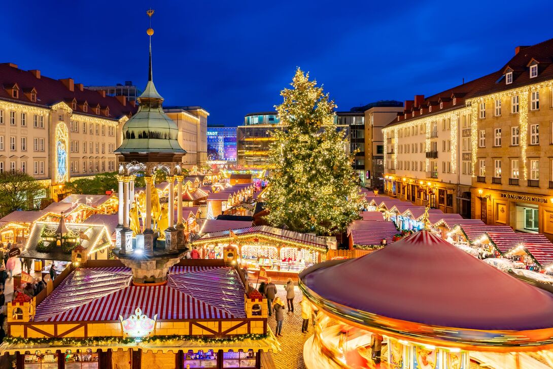  Kerstmarkt in Maagdenburg (Magdeburg) in Maagdenburg