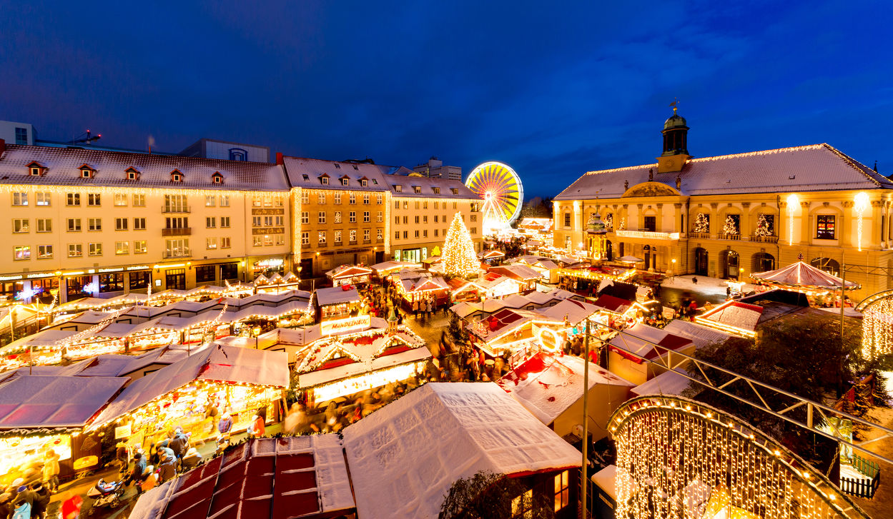  Kerstmarkt in Maagdenburg (Magdeburg) in Maagdenburg