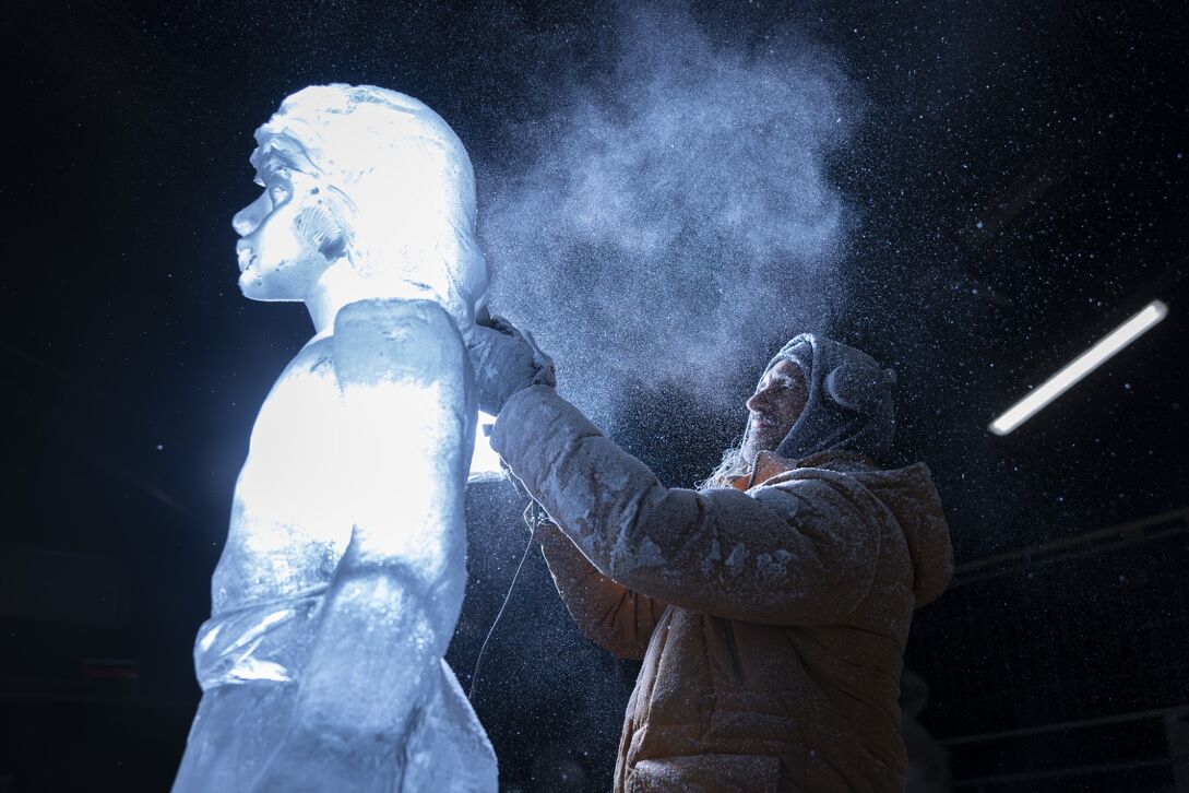  Nederlands IJsbeelden Festival Biddinghuizen in Biddinghuizen