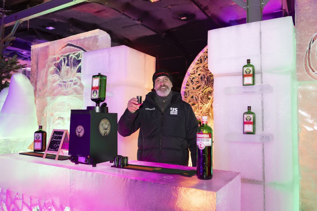  Nederlands IJsbeelden Festival Biddinghuizen in Biddinghuizen