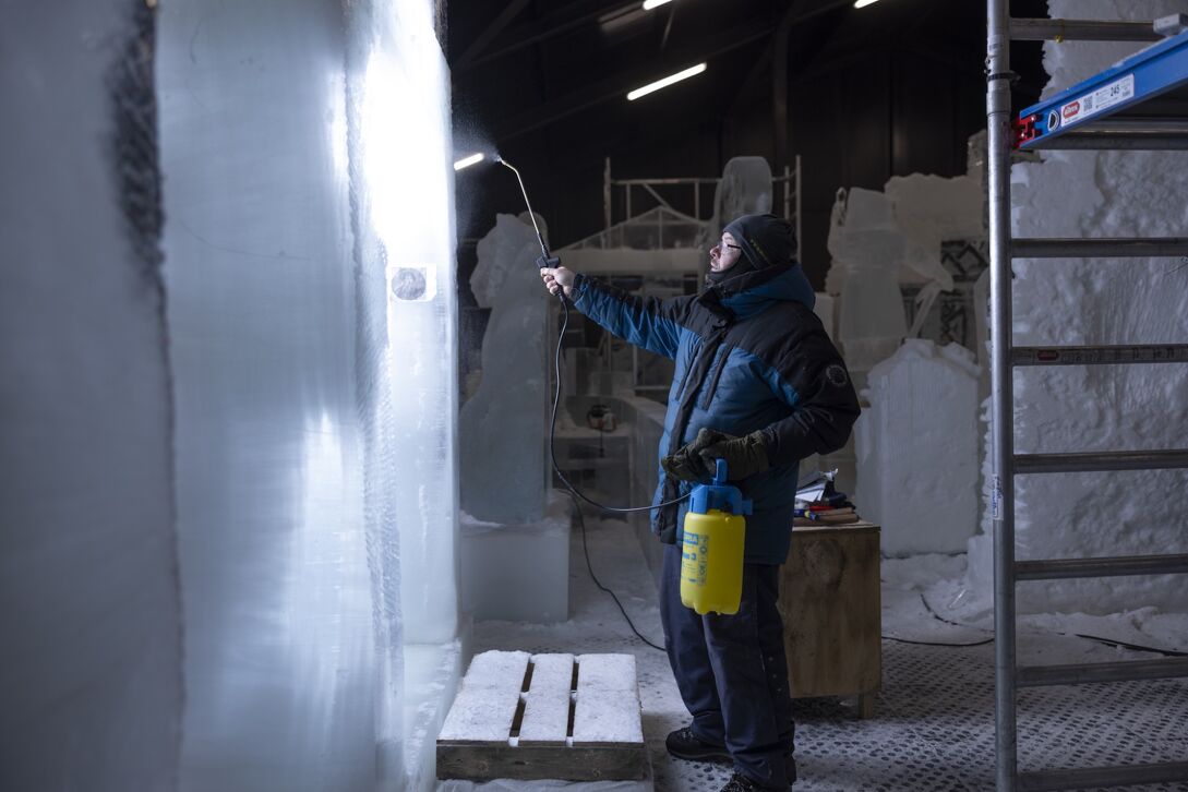  Nederlands IJsbeelden Festival Biddinghuizen in Biddinghuizen