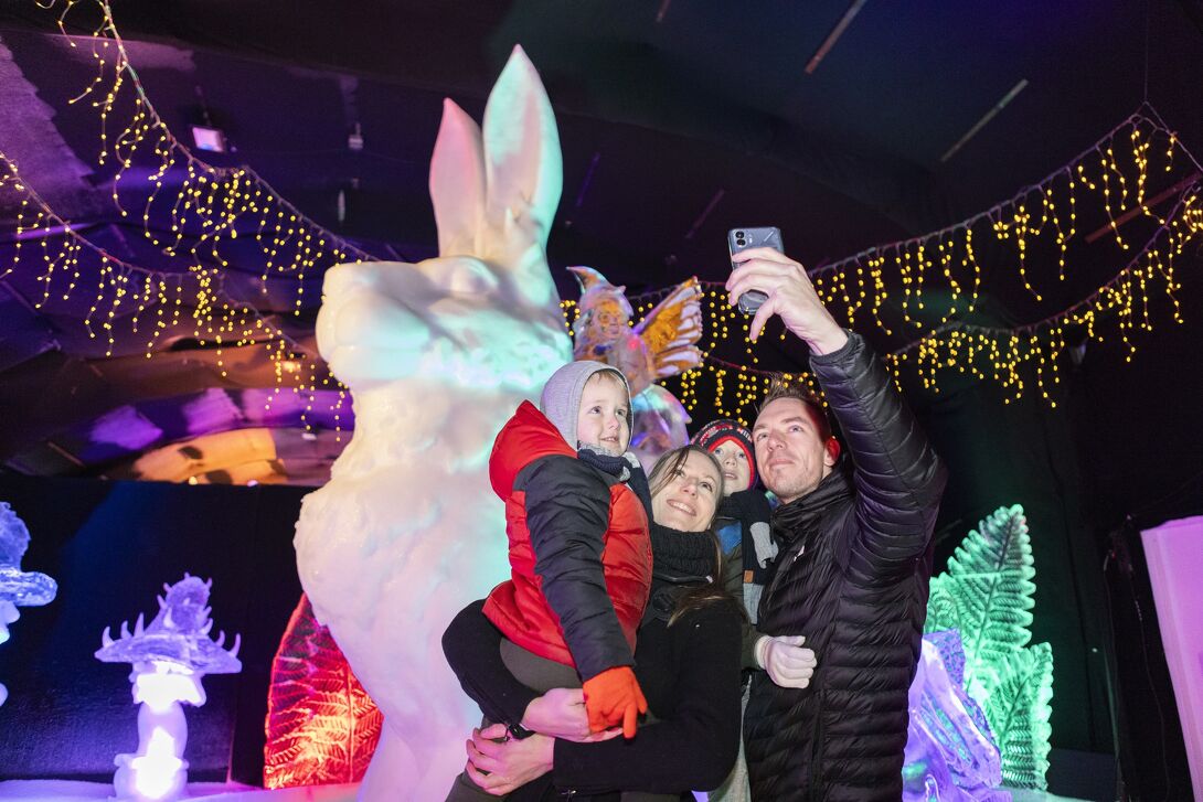  Ontdek de mooiste ijssculpturen van Nederland tijdens Nederlands IJsbeelden festival in Biddinghuizen in Biddinghuizen